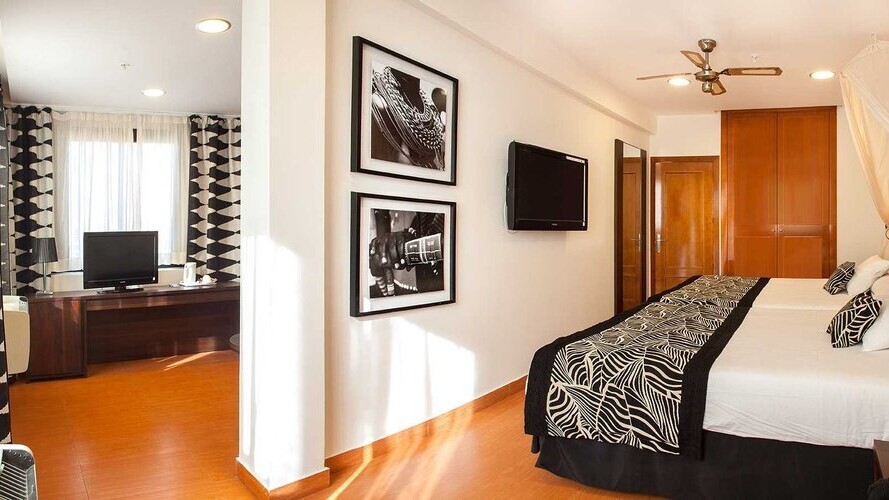 Magic Aqua Rock Gardens Hotel